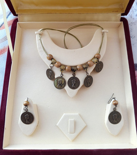 British Pia Jewelry Set