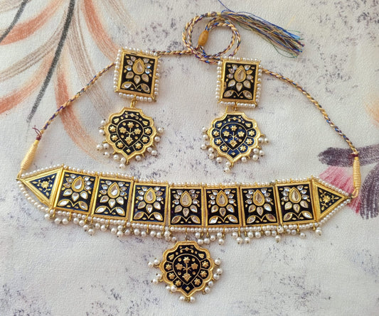 Kundan Jewelry Set